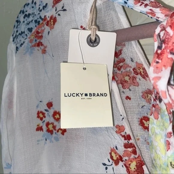 LAST CHANCE!  Lucky Brand Shirt Women's Size Small White Floral Blouse - Picture 3 of 5